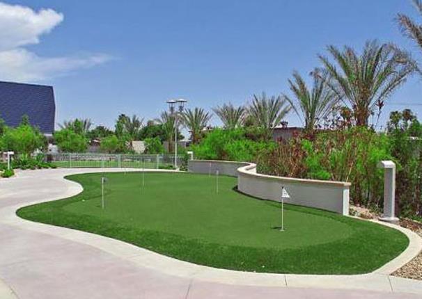turf artifiċjali għat-tqegħid tal-ħodor. jpg